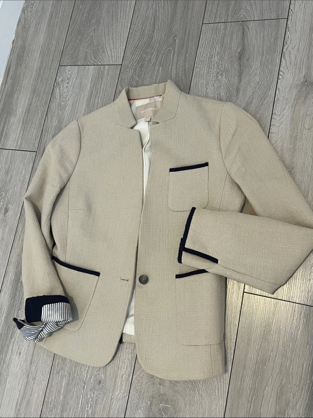 Banana Republic Cream Textured Blazer with Navy Trim